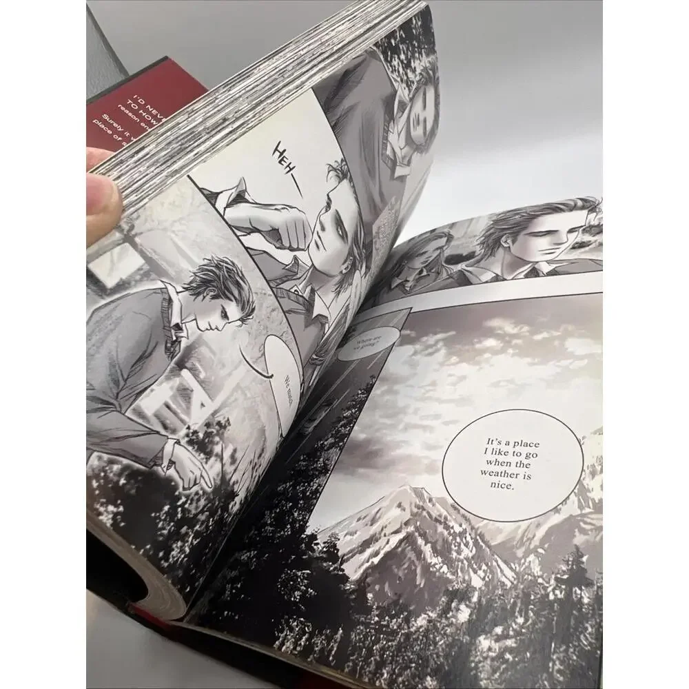 Twilight: The Graphic Novel, Volume 1 - Picture 4 of 6
